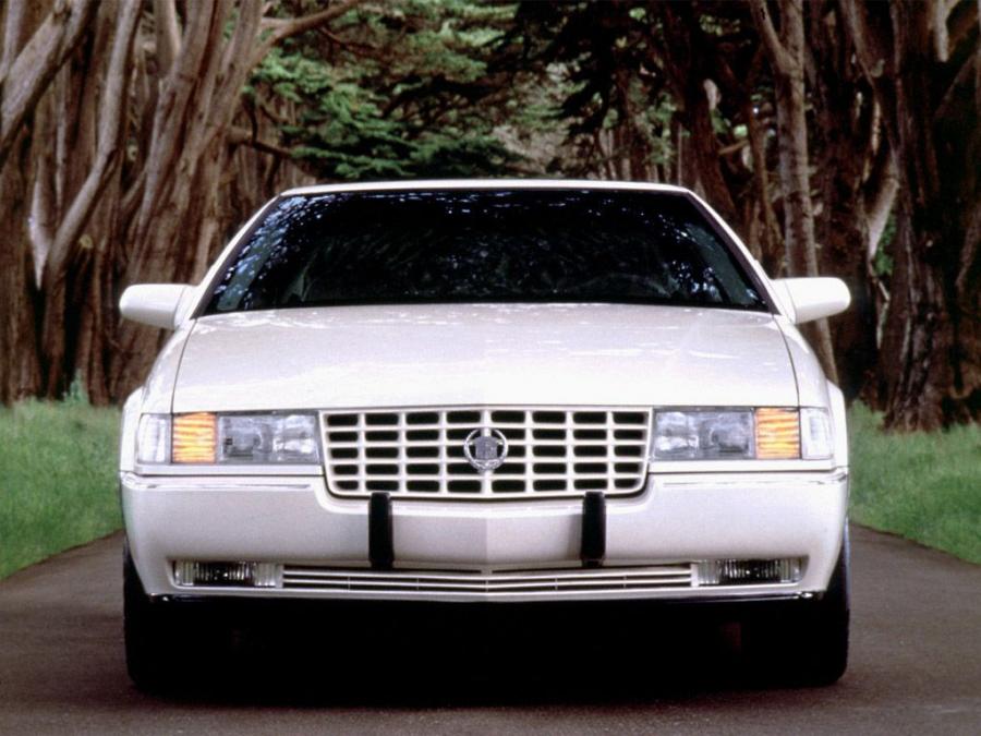  Cadillac Seville SLS 1992 года  (фото 9 из 39)